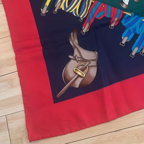 Gucci Red Silk Scarf with Iconic Horse 34”x34” - Picture 7 of 12